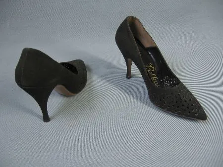 50s Stiletto Heels Deadstock Vintage Women's Brown Suede Cutwork 60s Shoes Bellissimi 7-9 VFG