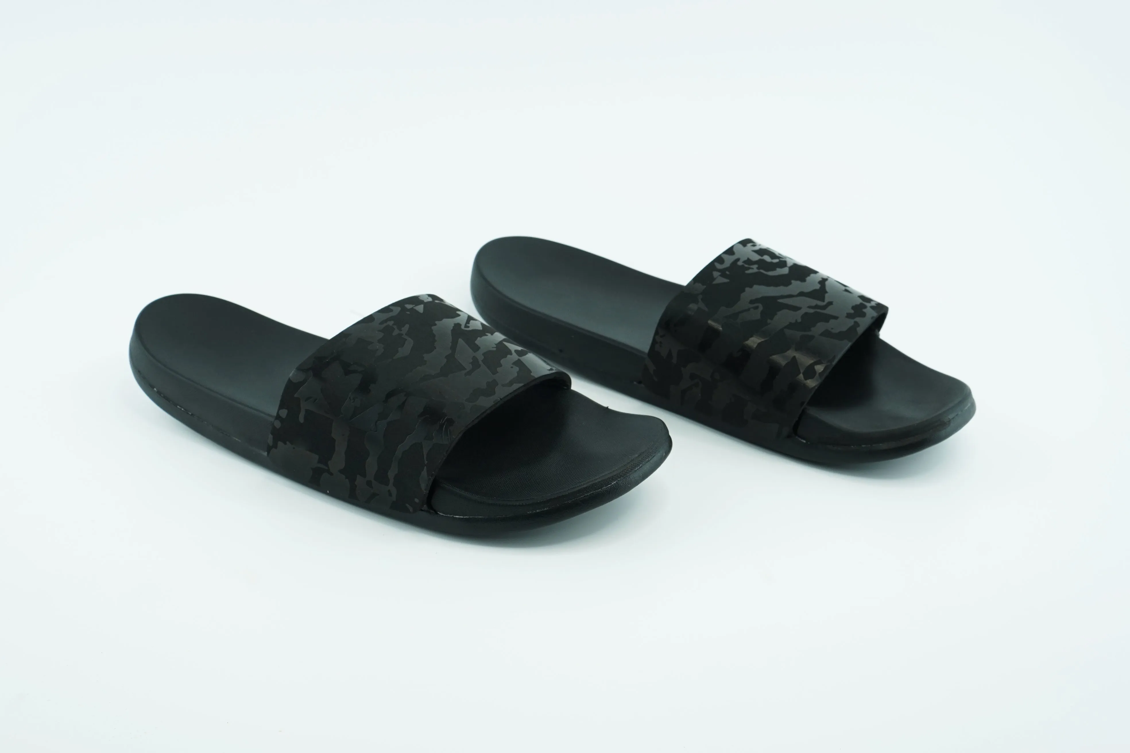 adidas foam slippers in black