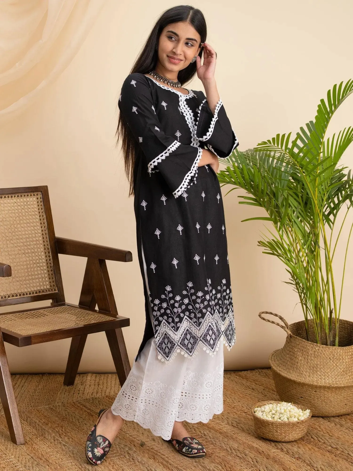 Black Embroidered Cotton Kurta