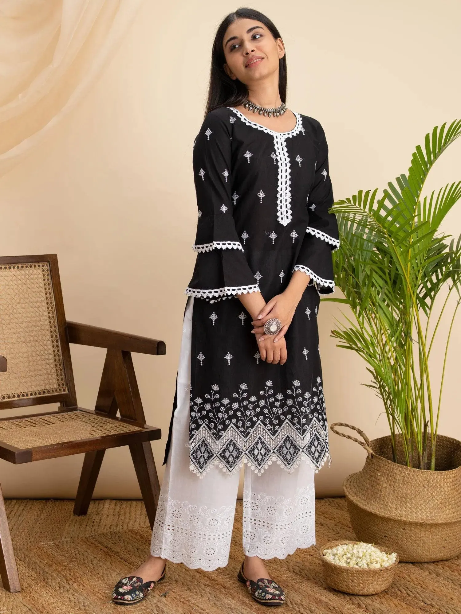 Black Embroidered Cotton Kurta