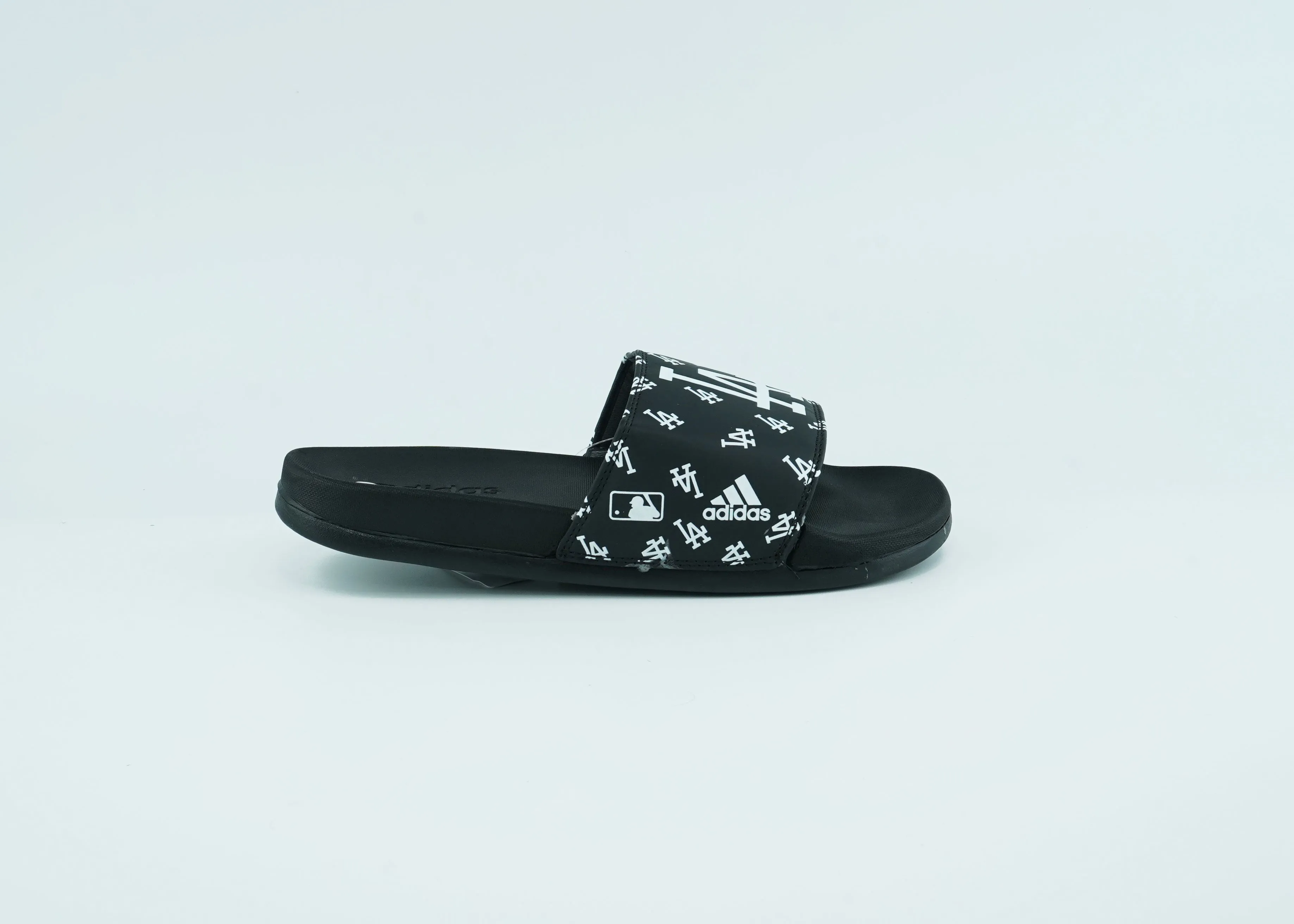 LA slides for men