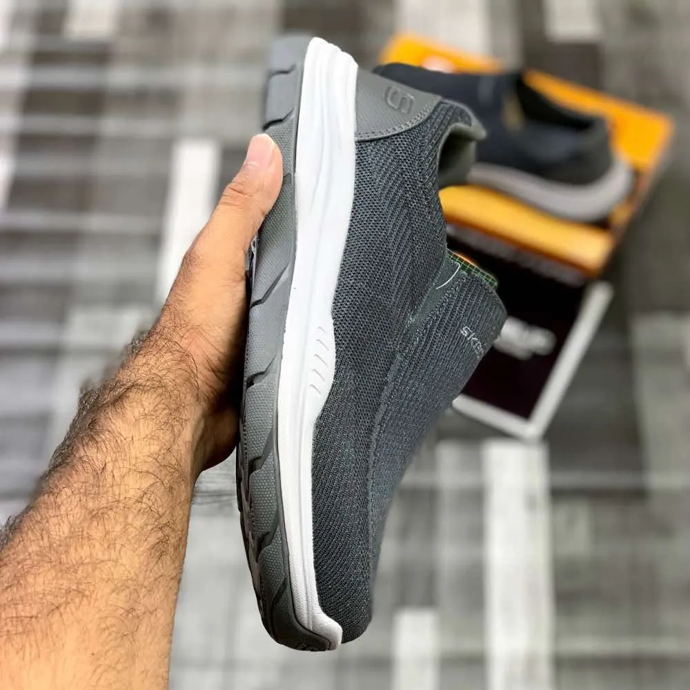 Skecherrs Relaxed Fitt with Air-Cooled "Grey"