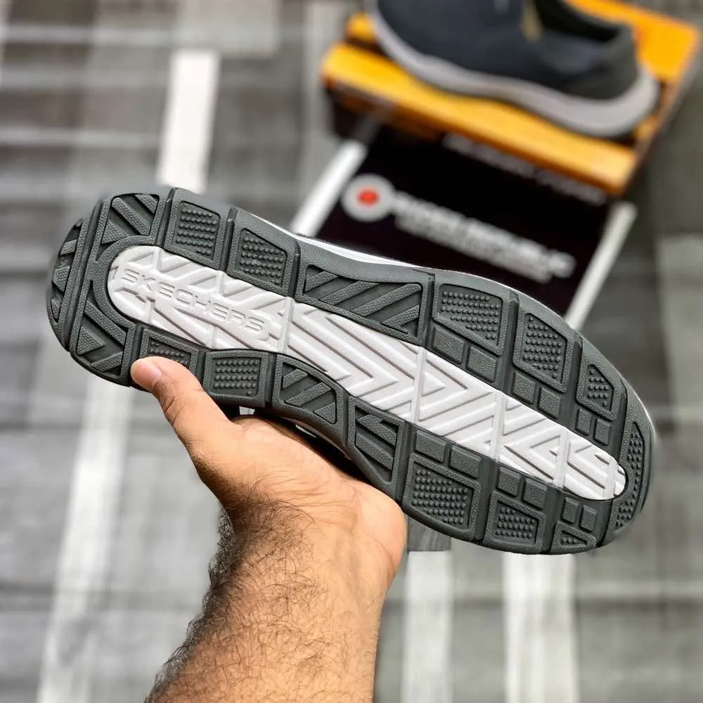 Skecherrs Relaxed Fitt with Air-Cooled "Grey"