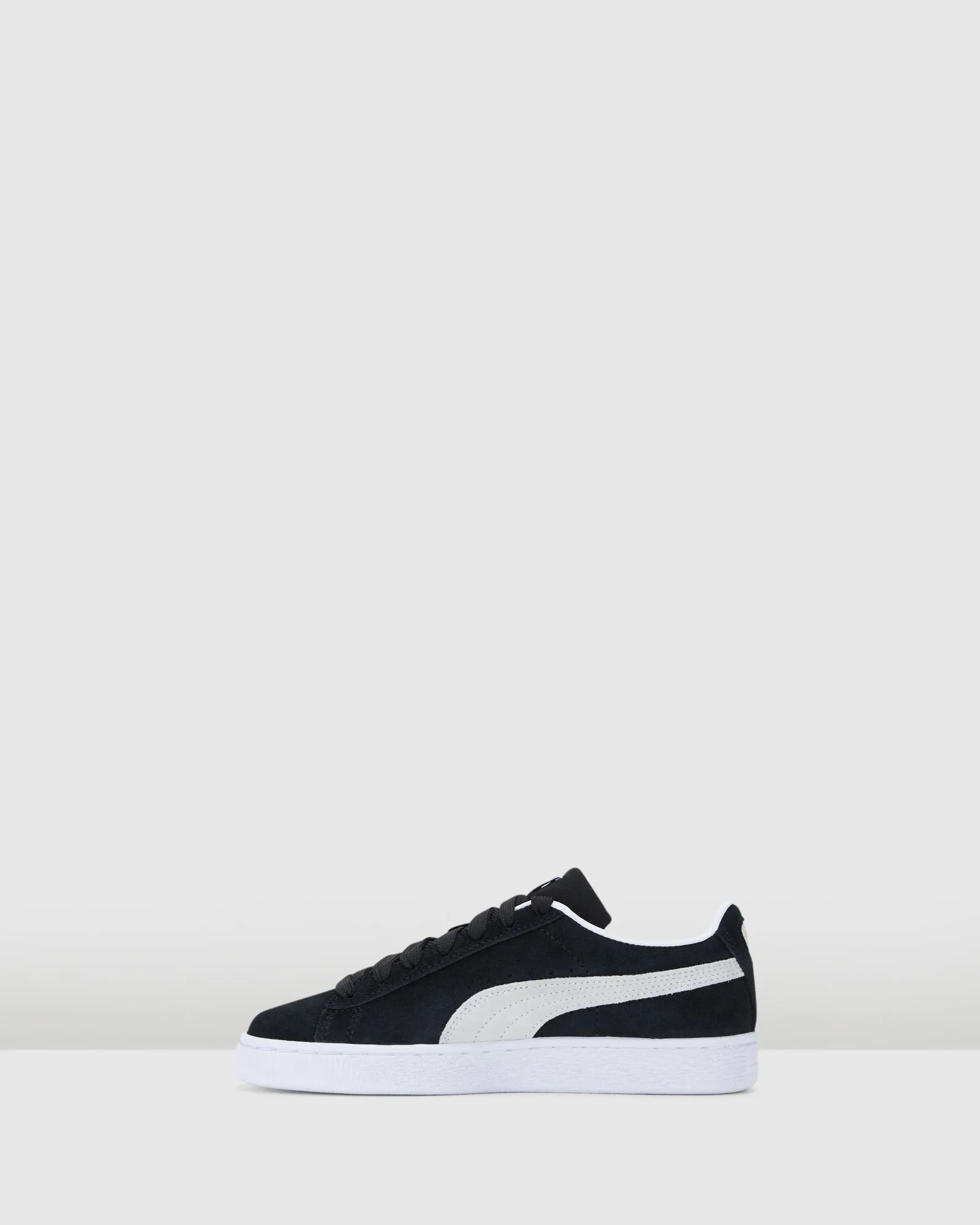 Suede Classic XXI Grade School Black/White