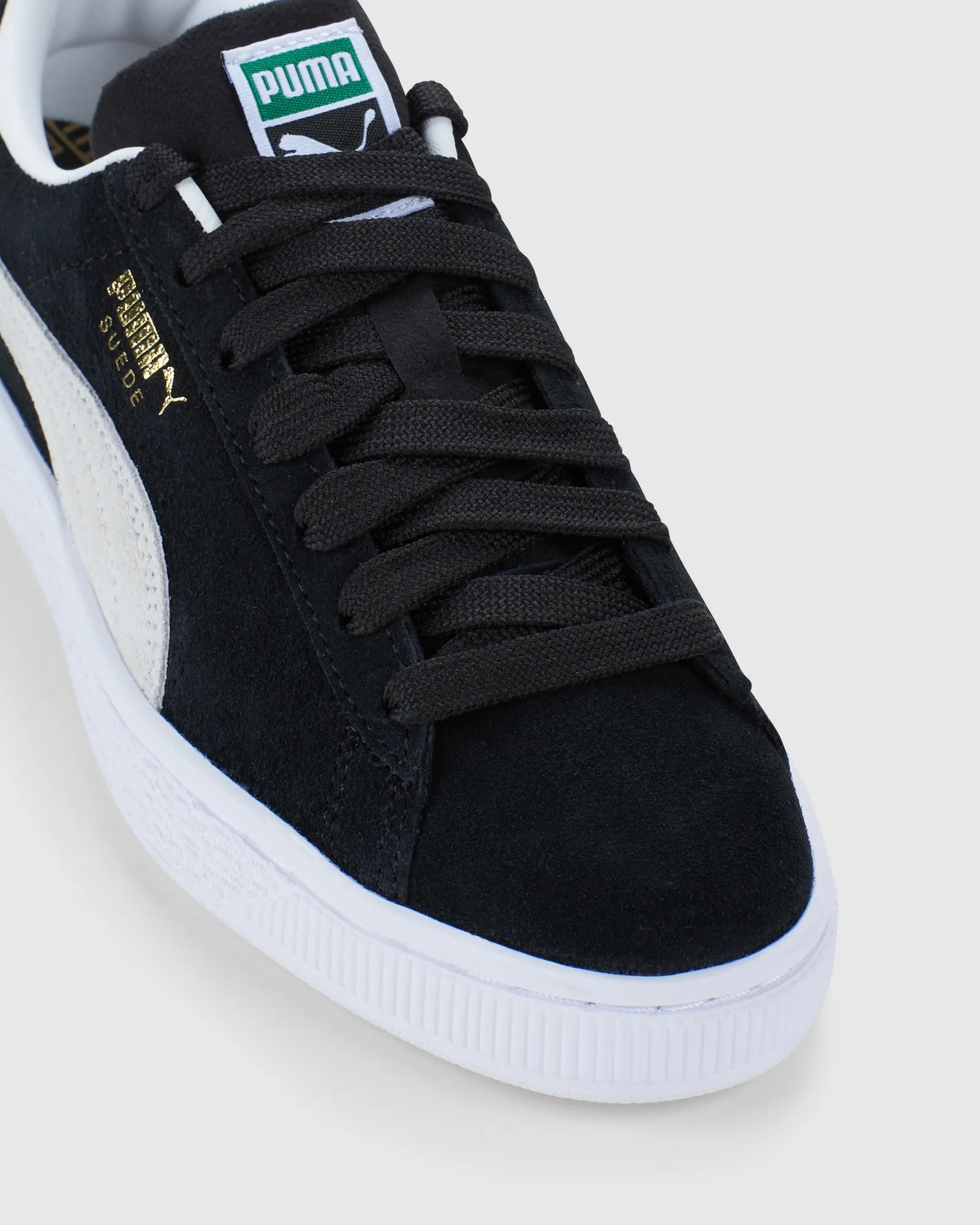 Suede Classic XXI Grade School Black/White